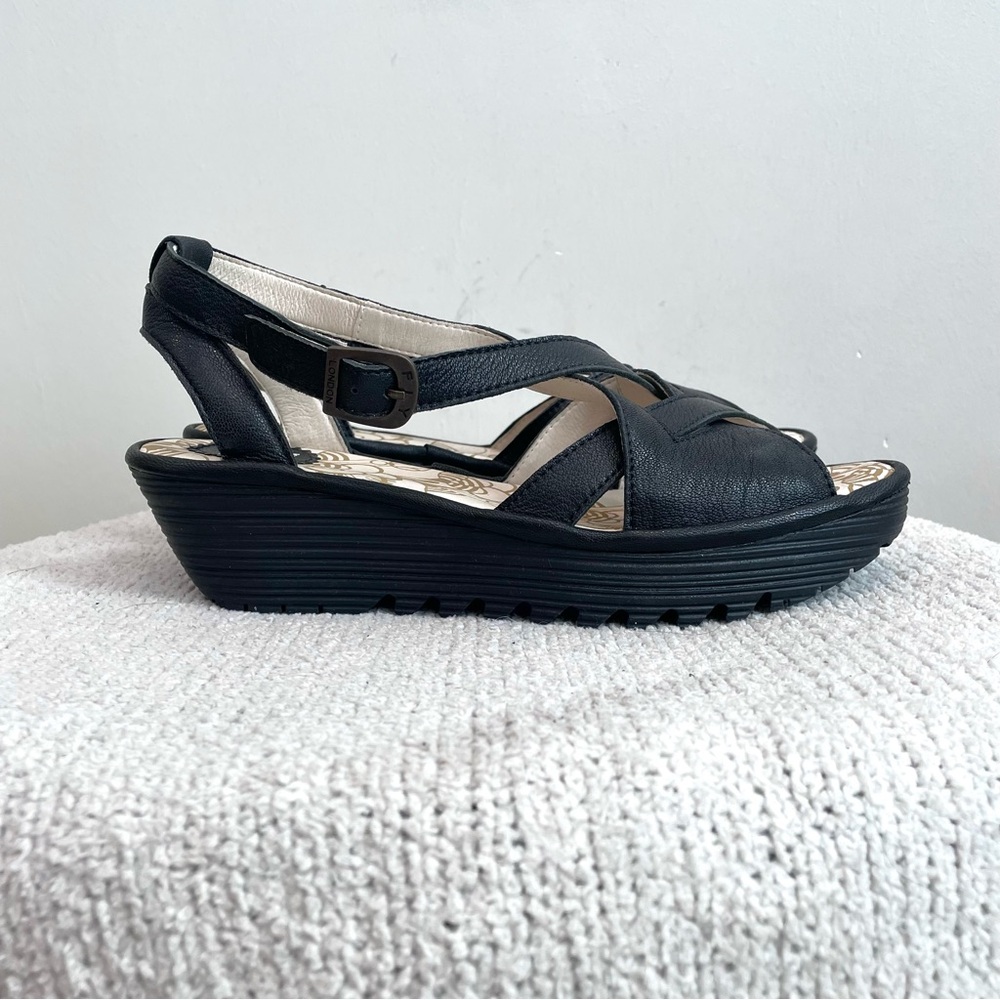 Fly London Mousse Strappy Open Toe Platform Sandals